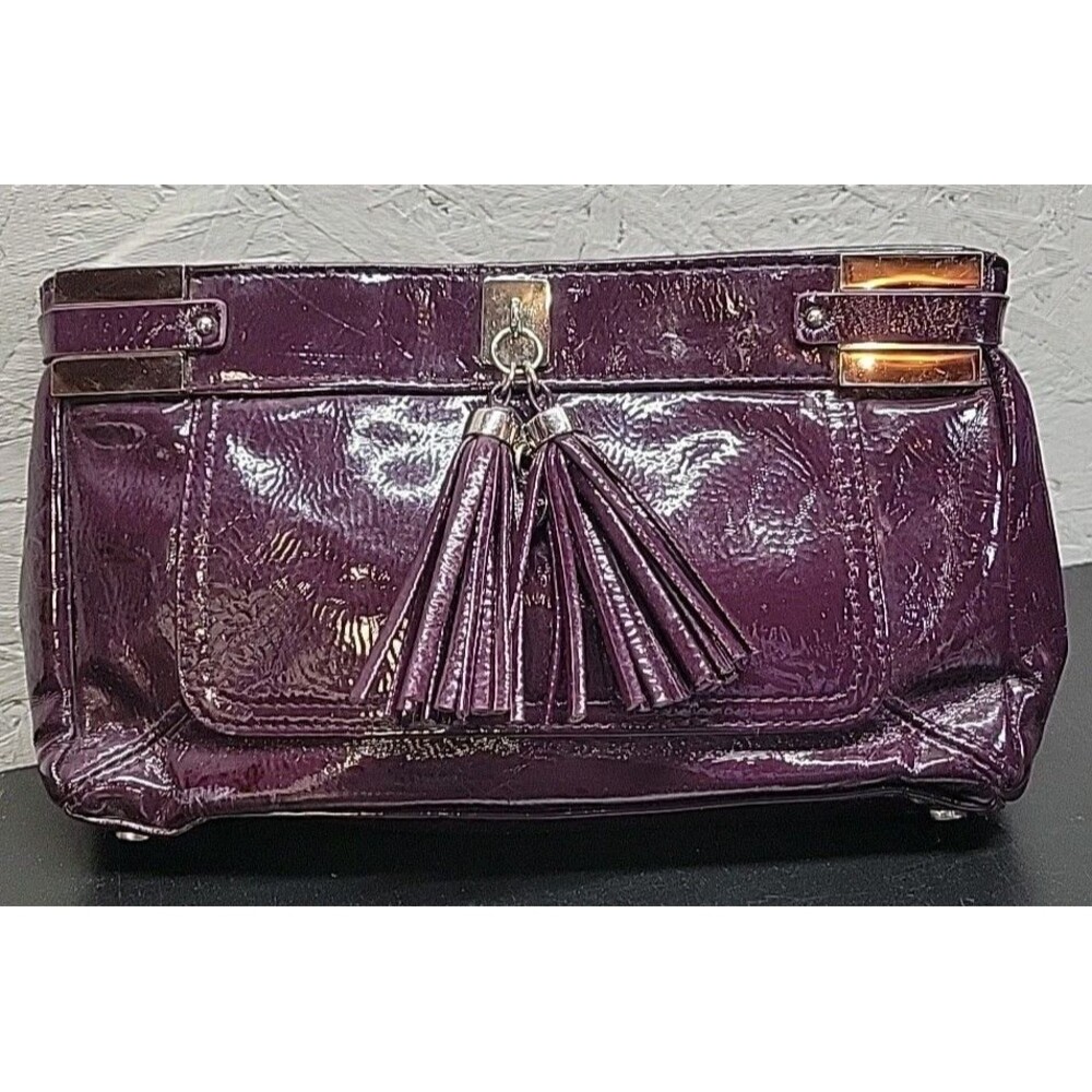 Victoria's Secret Cosmetic Bag Women Purple Vinyl Tasseled Clutch: Bag only